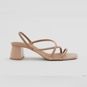 & Other Stories NEW IN BOX Strappy Block Heel Sandals